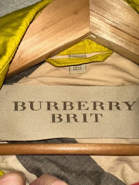 Burberry Brit Yellow/Green Double-Breasted Trench Coat with Belt Sz 10 - Picture 11 of 13